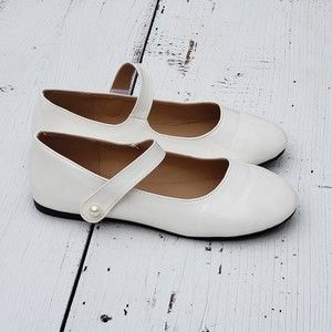 Funky monkey Girls White Ballet Flats Easy Put On Size 2 New w Minor Scuffs